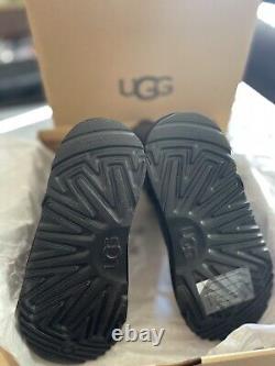 Ugg Classic II Metallic Sparkle Black Girls Size 4 Boots/ Brand New